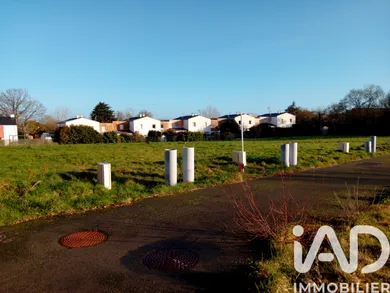 Land in Couëron (44220)