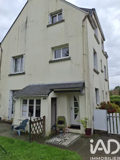 Immeuble à Quimperlé (29300)