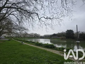 Apartment in La Rochelle (17000)