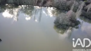 Leisure land in Saint-Désiré (03370)
