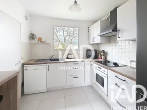 Apartment in Les Clayes-sous-Bois (78340)