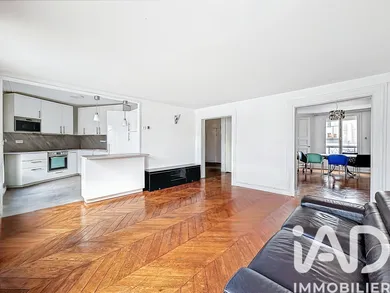 Duplex in Paris (75009)