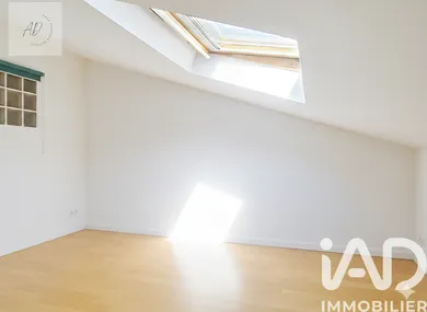 Apartment in Thiais (94320)