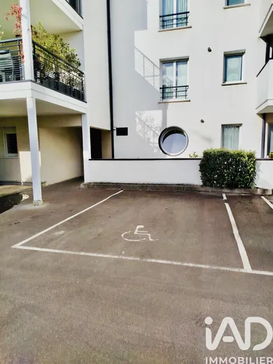 Parking in Sainte-Geneviève-des-Bois (91700)