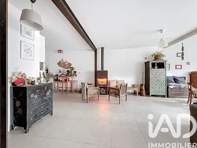 Maison traditionnelle à Magny-les-Hameaux (78114)