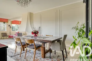 Maison d'architecte à Orgeval (78630)