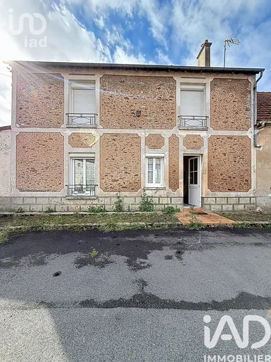 Farm in Mouroux (77120)