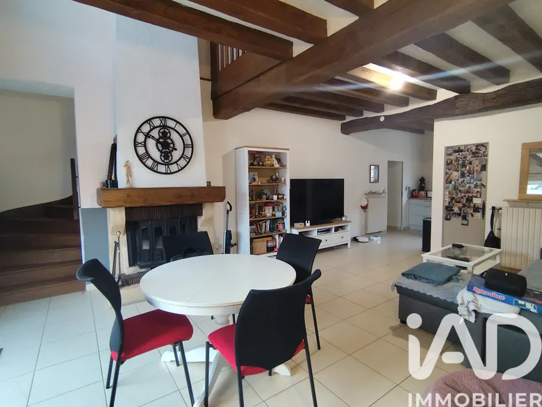 Maison 6 pièces 127 m² · à Cléry-Saint-André · 126,7 m² · 190 000 €