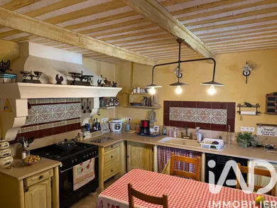 Maison de campagne à Orange (84100)
