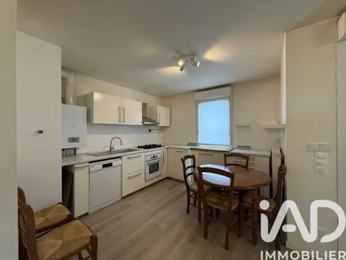 Apartment in Reims (51100)