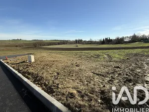 Building plot in Encausse (32430)