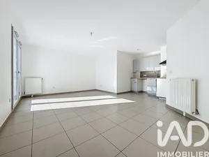 Apartment in Cachan (94230)