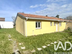 House in Sainte-Eulalie (33560)
