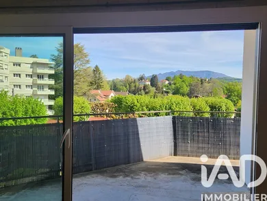 Apartment in Belley (01300)