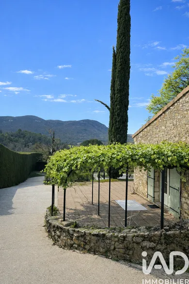 Maison de campagne à La Bégude-de-Mazenc (26160)