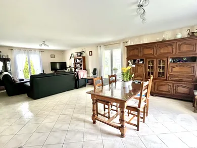 Traditional house in Frignicourt (51300)