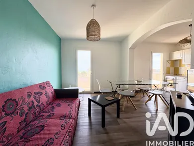 Apartment in Port-la-Nouvelle (11210)