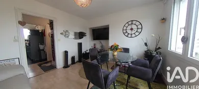 Apartment in Rezé (44400)