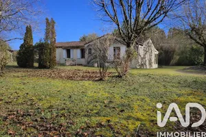 Maison de village à Chassors (16200)