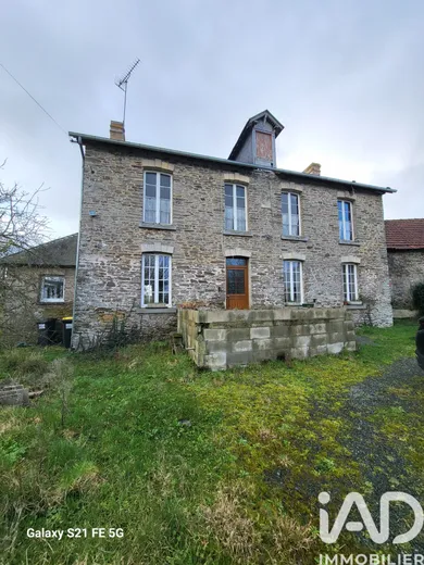 Maison de campagne à Villiers-Fossard (50680)