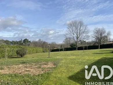 Terrain à bâtir à Boulazac (24750)