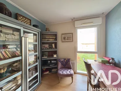 Apartment in Beaucouzé (49070)
