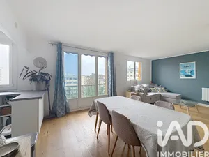 Apartment in La Garenne-Colombes (92250)