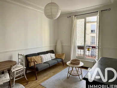 Apartment in Paris (75011)