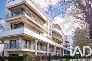 Appartement à Enghien-les-Bains (95880)