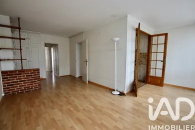 Apartment in Meudon (92360)