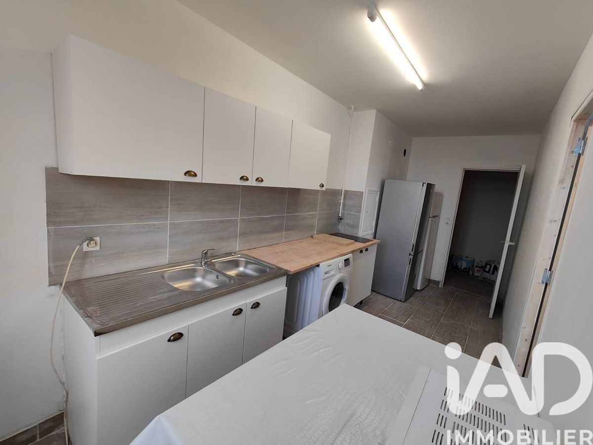Appartement 1 pièce de 10 m² à Stains (93240)