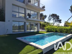 Maison à Carqueiranne (83320)