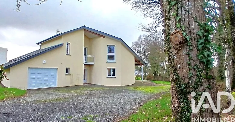 Maison 7 pièces 160 m² · à Guingamp · 160 m² · 298 395 €