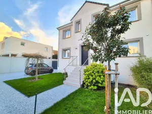 Maison à Créteil (94000)