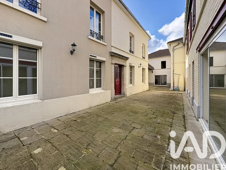 Maison 9 pièces 147 m² · à Aÿ · 147 m² · 358 000 €