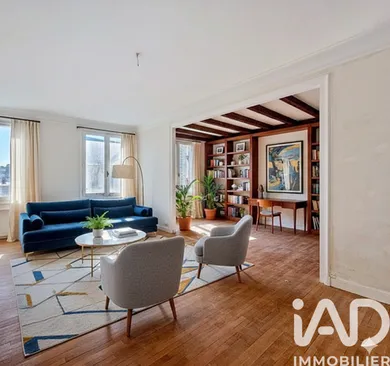 Immeuble à Thouars (79100)