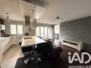Apartment in Melun (77000)