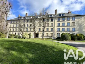 Apartment in Rueil-Malmaison (92500)