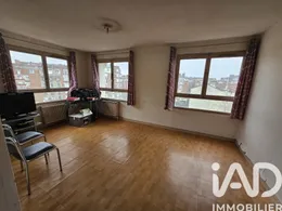 Apartment in Paris (75020)