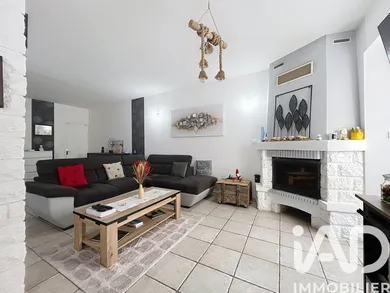 Maison de village à Mailly-le-Château (89660)