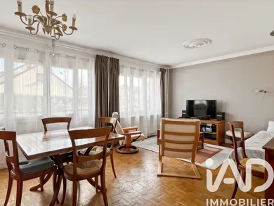 Appartement à LE PLESSIS-TREVISE (94420)