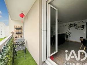 Appartement à Roissy-en-Brie (77680)