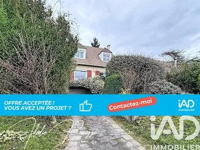 House in Vaux-sur-Seine (78740)