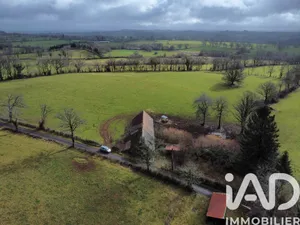 Maison à Ally (15700)