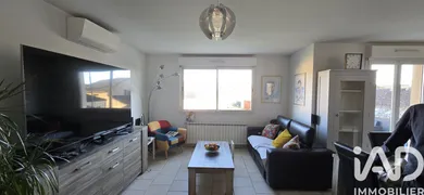 Appartement à Cheval-Blanc (84460)