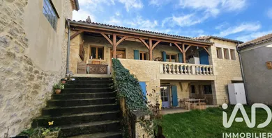 Maison de village à Prayssac (46220)