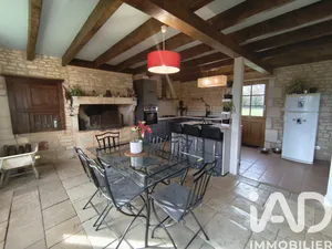Maison de campagne à Clussais-la-Pommeraie (79190)