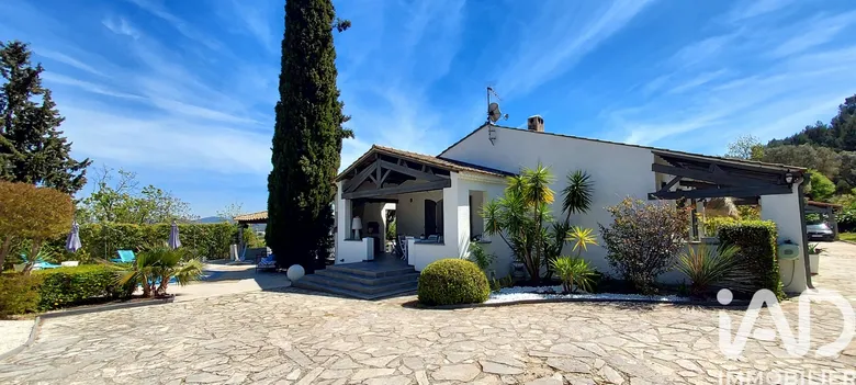Maison 5 pièces 168 m² · à Solliès-Ville · 168 m² · 885 000 €