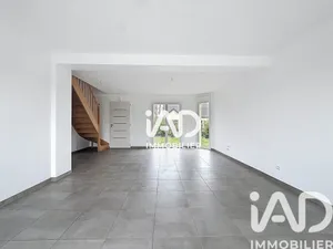 Pavillon à La Saussaye (27370)