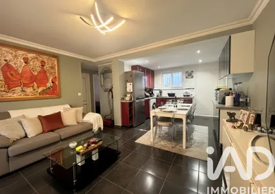 Apartment in Antibes (06160)